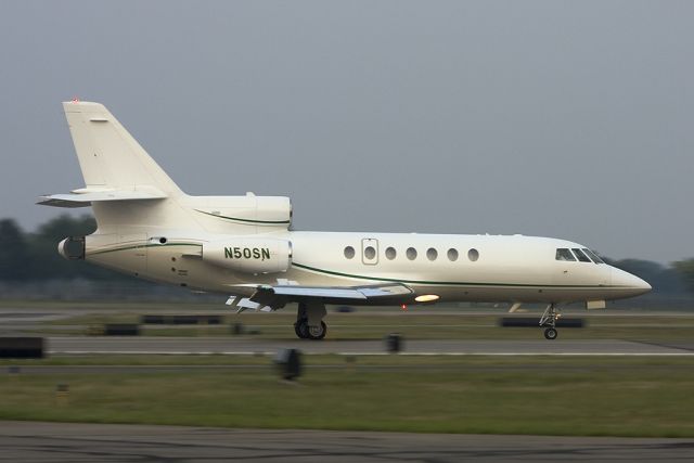 Dassault Falcon 50 (N50SN) - Evening arrival.