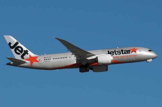 Boeing 787-8 (VH-VKG) - Boeing 787-8 sn36232/189Jetstar Airways VH-VKG rwy 21 YPPH 30 December 2021