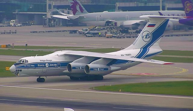 Ilyushin Il-76 (RA-76951)