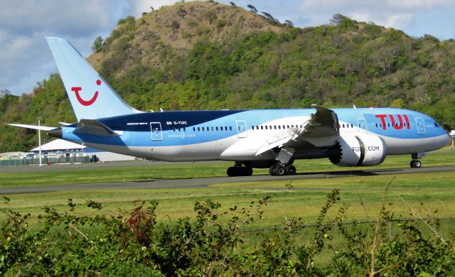 Boeing 787-8 (G-TUIC)