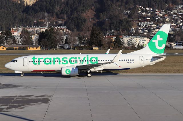 Boeing 737-800 (PH-HXB)