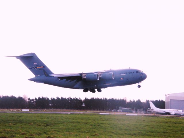 Boeing Globemaster III (04-4131)