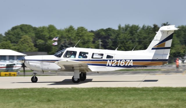 Piper Lance 2 (N2167A) - Airventure 2017