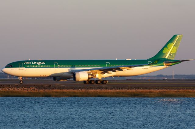 Airbus A330-300 (EI-EAV)
