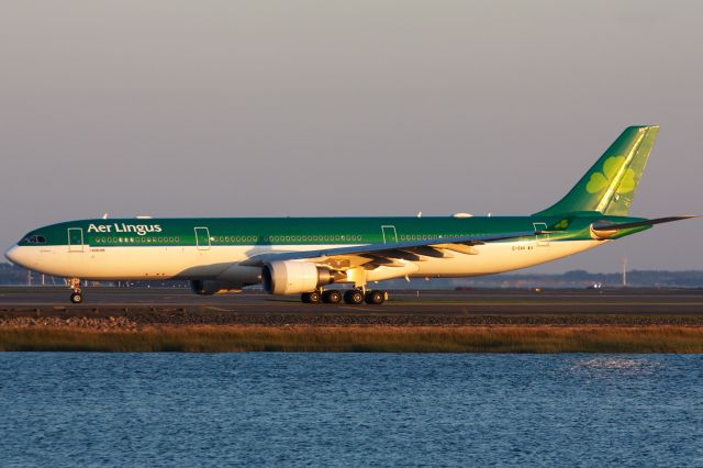 Airbus A330-300 (EI-EAV)