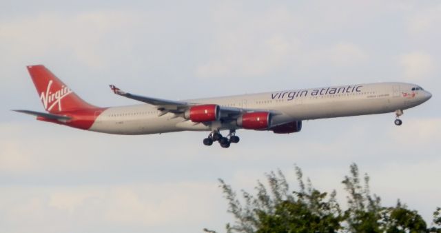 Airbus A340-600 (G-VWEB)