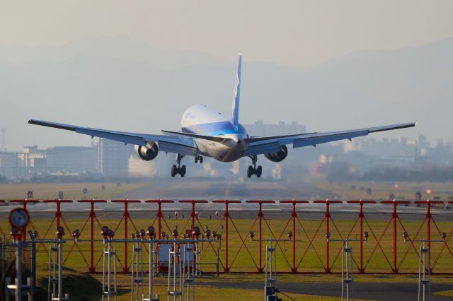 BOEING 767-300 (JA8579) - hakodate air port hokkaido japan