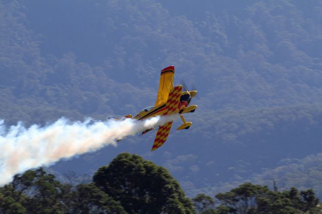 — — - Wings over Illawarra 2016 Australia