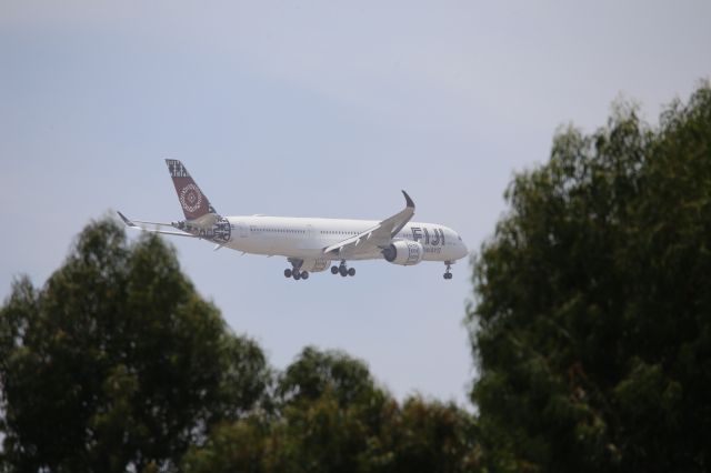 Airbus A350-900 (DQ-FAI)