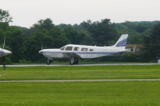 Piper Saratoga (N8317F)