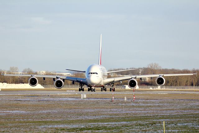 Airbus A380-800 (A6-EDF)