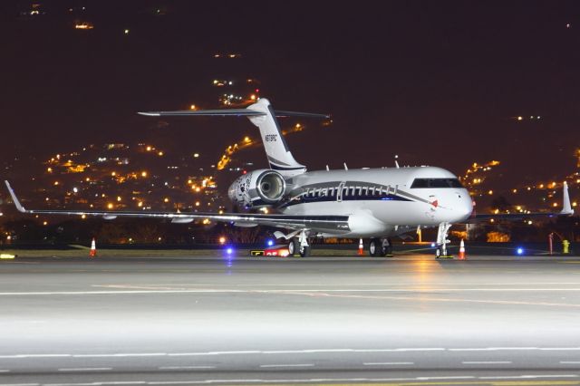 Bombardier Global Express (N678RC)