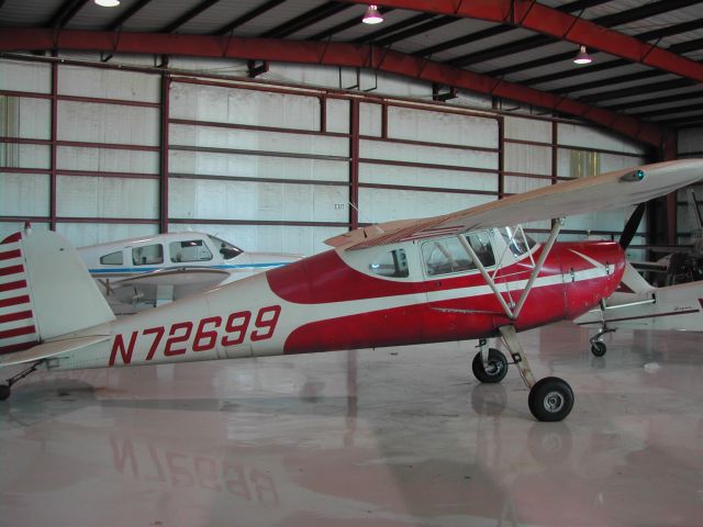 Cessna Skylane (N72699)