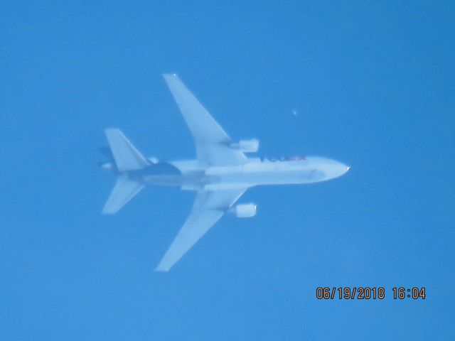 McDonnell Douglas DC-10 (N318FE)