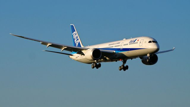 Boeing 787-9 Dreamliner (JA897J) - BOE702 on final to Rwy 16R to complete a B1 flight on 7.20.18. (ln 732 / cn 61521).