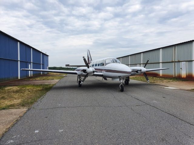 Piper Navajo (N543JC)