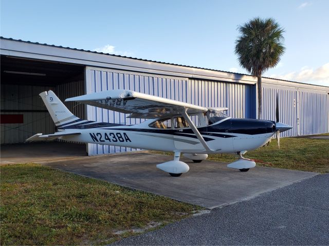 Cessna Skylane (N2438A) - Ready for flight!