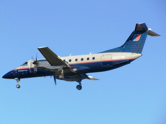 Embraer EMB-120 Brasilia (N235SW)