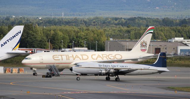 Douglas DC-6 (N747CE)