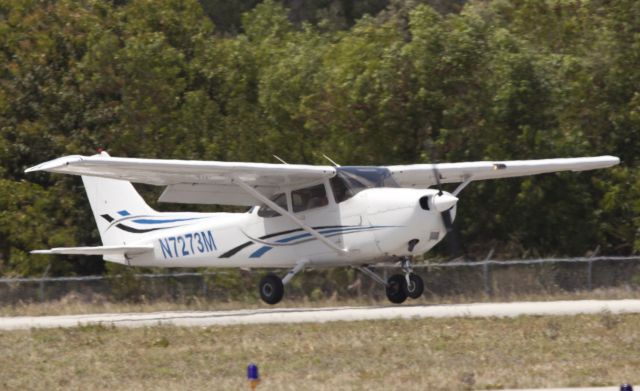 Cessna Skyhawk (N7273M) - Just before touch down. Nice landing.