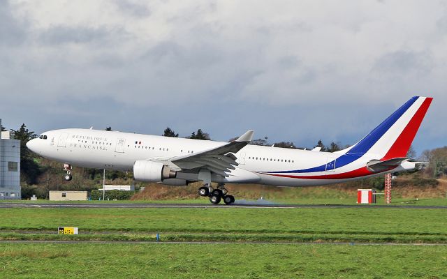 Airbus A330-200 (F-RARF) - french air force a330-223 f-rarf training at shannon this morning 21/3/17.