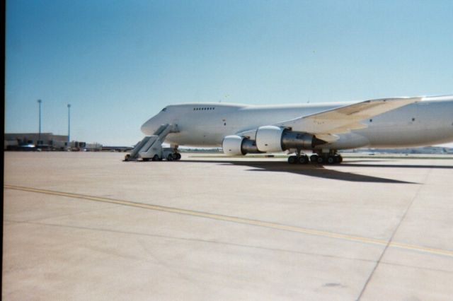 Boeing 747-200 (A6-GDP) - From the Dubai Royal AIr Wing, in Louisville for a horse charter this aircraft was used exclusively for transporting the horses for the Sultan of Dubai.