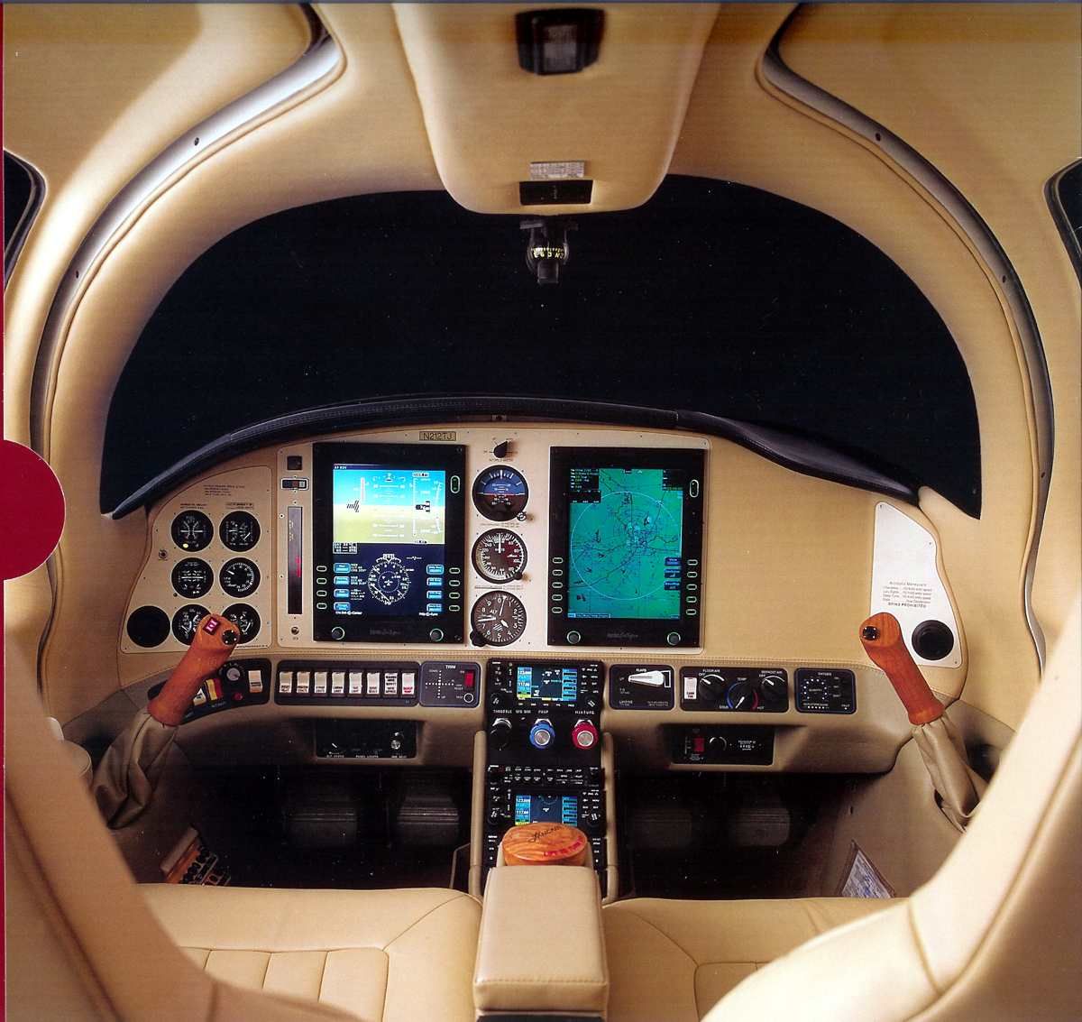 Cessna 400 (N2522F) - Avidyne Cockpit