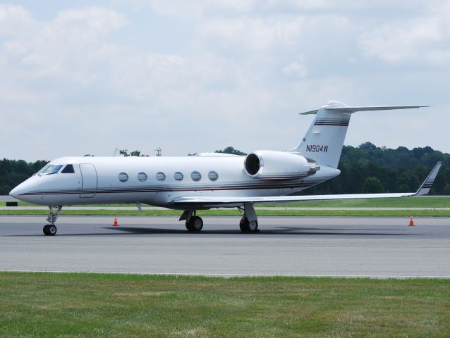 Gulfstream Aerospace Gulfstream IV (N1904W) - BB&T EQUIPMENT FINANCE CORP (Whirlpool Corporation) at KJQF - 7/19/12