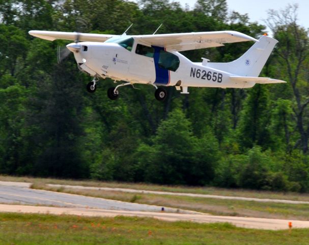 Cessna Centurion (N6265B)