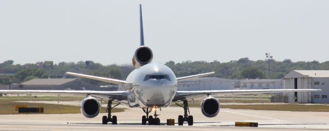 McDonnell Douglas DC-10 (N313FE)