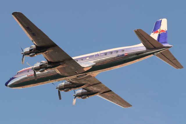 Douglas DC-6 (OE-LDM) - Red Bull racing 2017 - Portugal