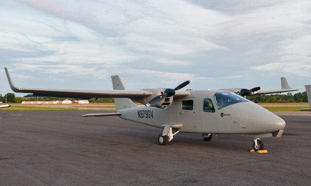 N979GV — - Novair Tecnam P2006T N979GV in Ann Arbor 