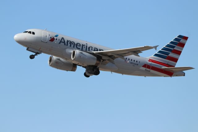 Airbus A319 (N830AW)