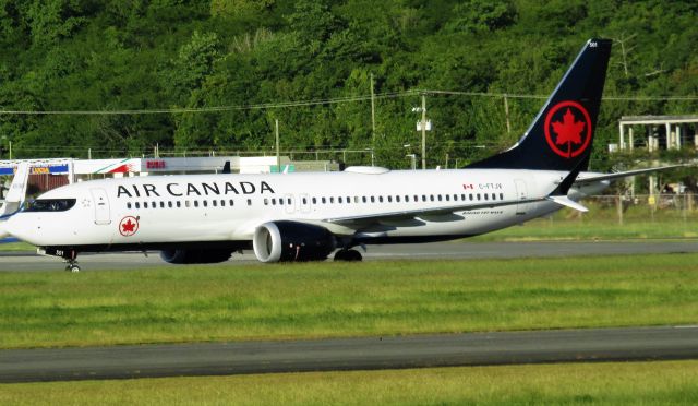 Boeing 737 MAX 8 (C-FTJV)