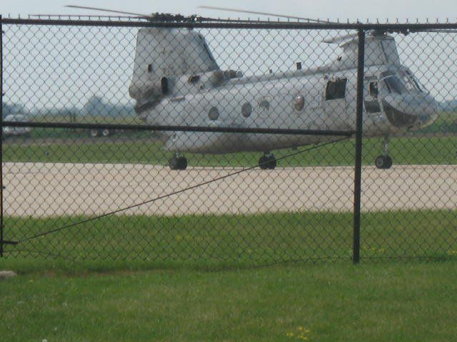 VERTOL 107 — - This Boeing Vertol CH-46 Sea Knight serves as a support aircraft to the Marine Helicopter Squadron 1 (HMX-1).  It was in town with the rest of the Presidential Helicopter fleet for a visit to Chicago by President Obama.  Taken August 1, 2011.