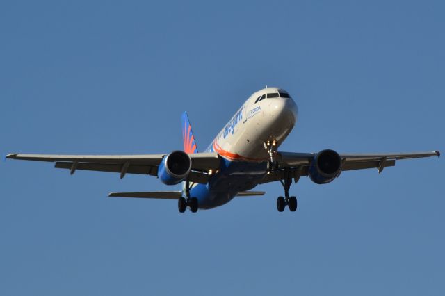 Airbus A320 (N228NV) - "VISIT FLORIDA" arriving at KJQF - 3/26/18