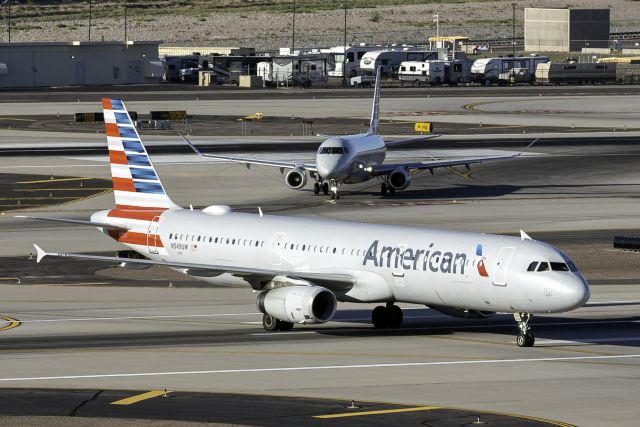 Airbus A321 (N549UW)