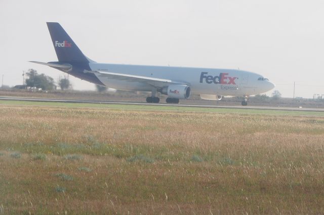 Airbus A300F4-600 (N650FE)