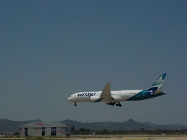 Boeing 787-9 Dreamliner (C-GKKN)