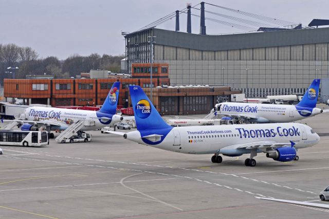 Airbus A320 (OO-TCH) - Thomas Cook Belgium carter flights in EDDT (TXL)