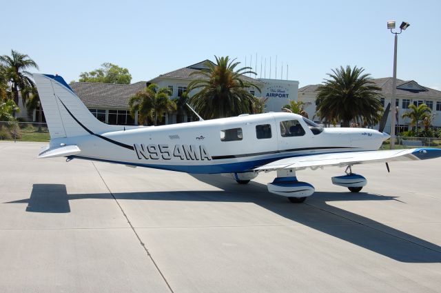 Piper Saratoga (N954MA)