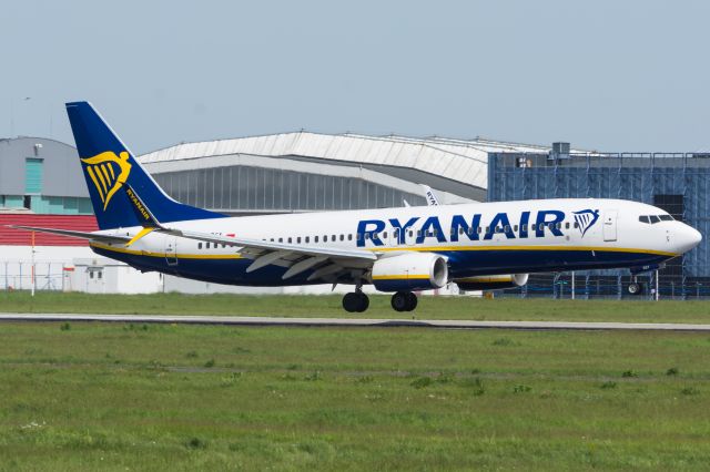 Boeing 737-800 (SP-RSY) - WAW