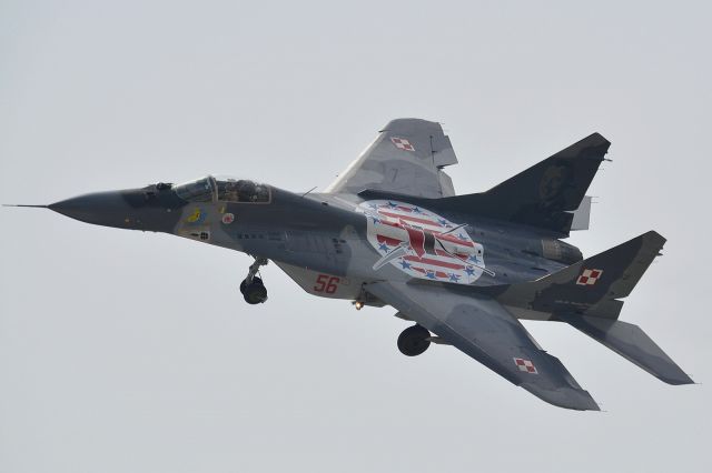 MIKOYAN MiG-33 (0056)