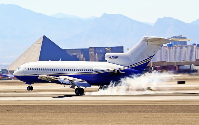 BOEING 727-200 (N30MP) - N30MP 1966 Boeing 727-21 C/N 18998  Las Vegas - McCarran International (LAS / KLAS) USA - Nevada, June 10, 2011 Photo: Tomás Del Coro