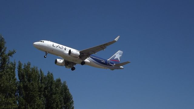 CC-BFG — - FOTO TOMADA POR SPOTTER JULIO VILLARROEL br /AEROPUERTO ARTURO MERINO BENITEZ 