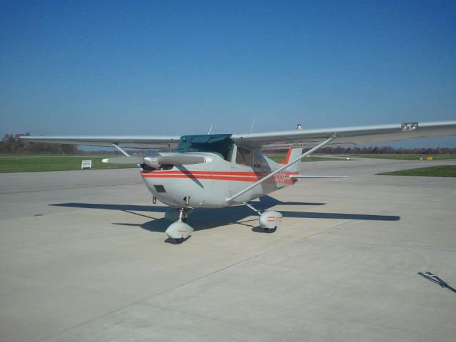 Cessna 175 Skylark (N6898E)