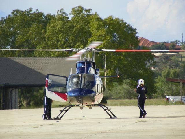 Bell 407 (N660AE)