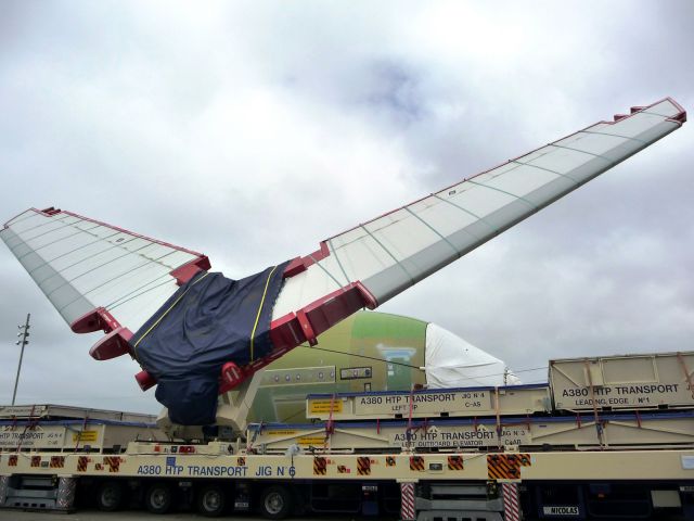 Airbus A380-800 (9V-SKS)