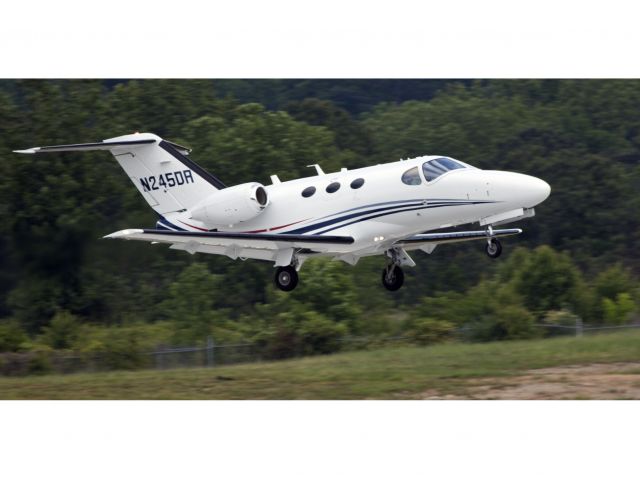 Cessna Citation Mustang (N245DR)