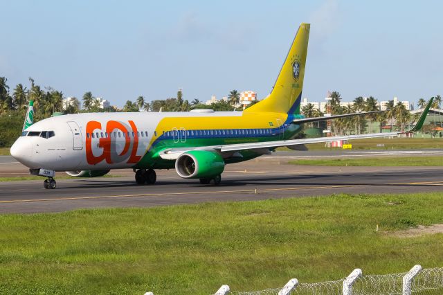 Boeing 737-800 (PR-GUM)